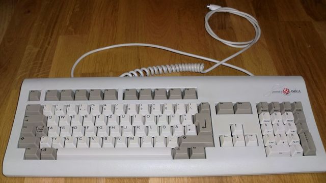 Amiga keyboard from Micronik (photo by Old School Game Blog)