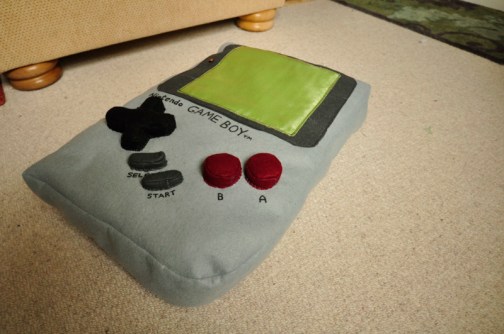 Gameboy! (photo taken from http://www.feltsewgood.com/shop/nintendo-gameboy-cushion/)
