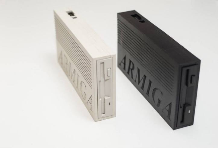 Black & White Armiga